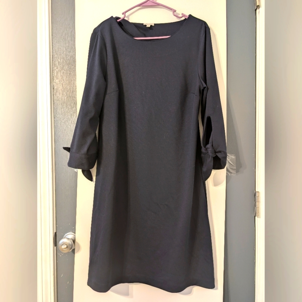 Talbot's Women's Navy Dress with 3/4 Sleeves w/Tie‎ Detail Size Medium